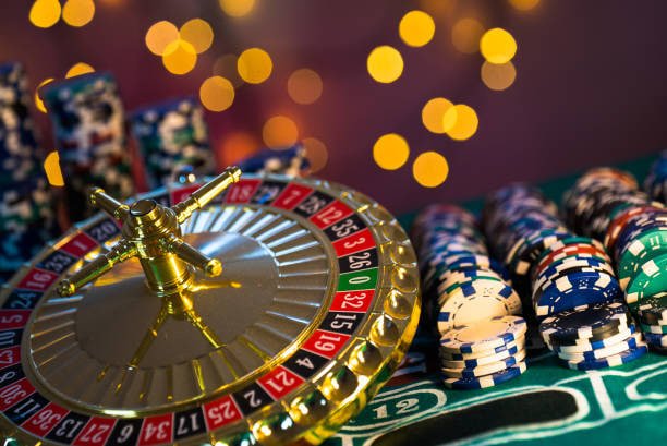 Live-dealer blackjack table with croupier and multiple player seats